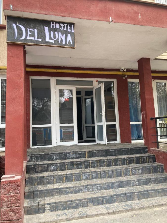 Hostel Del Luna 阿拉木图 外观 照片
