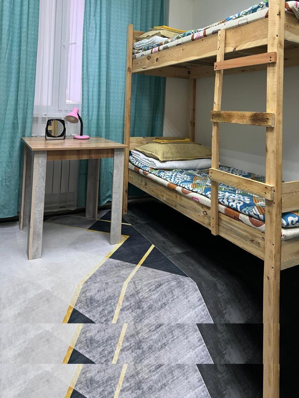 Hostel Del Luna 阿拉木图 外观 照片